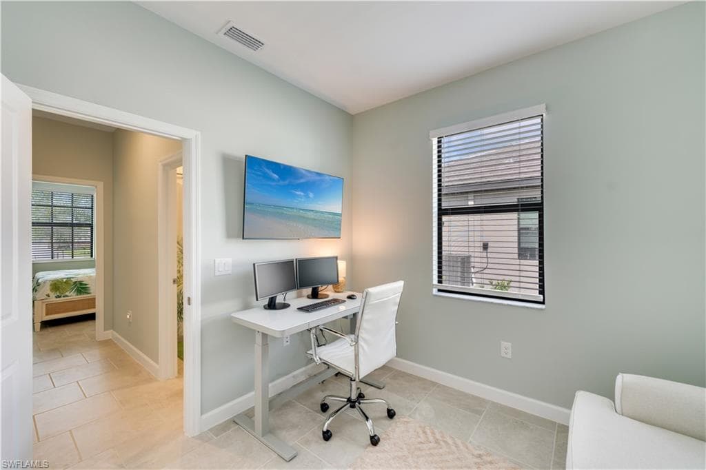 18546 Ives DR, ESTERO FL 33928-28