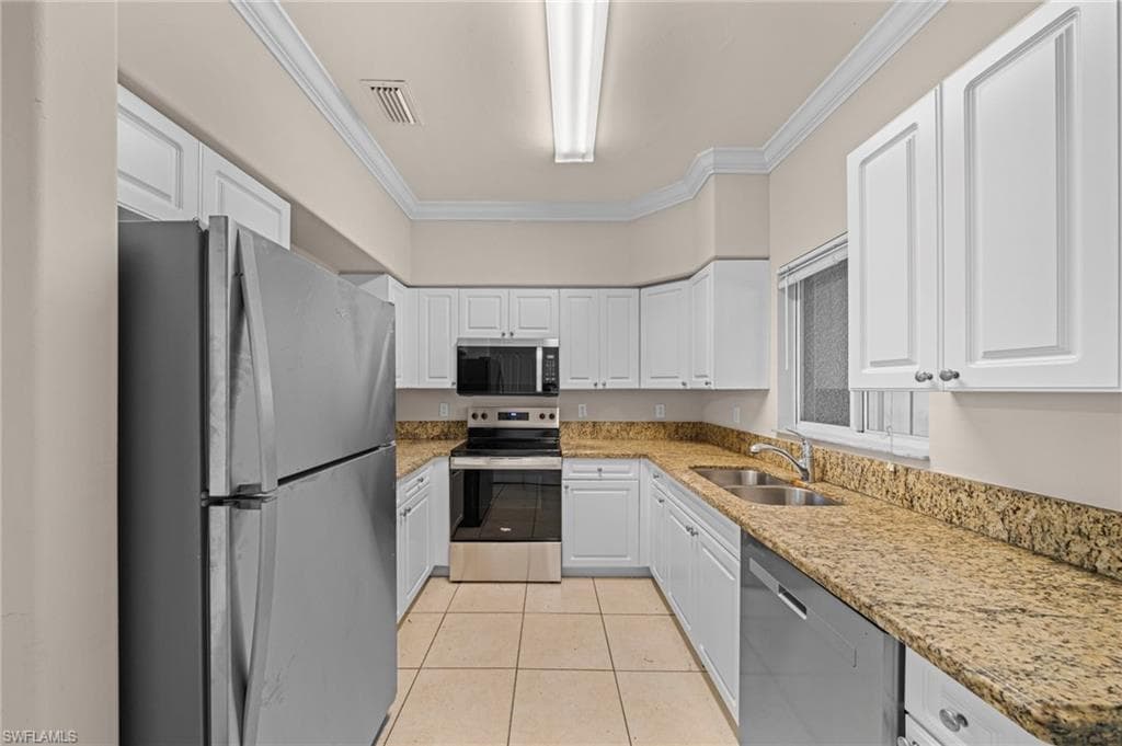 4110 Castilla CIR # 106, FORT MYERS FL 33916-6