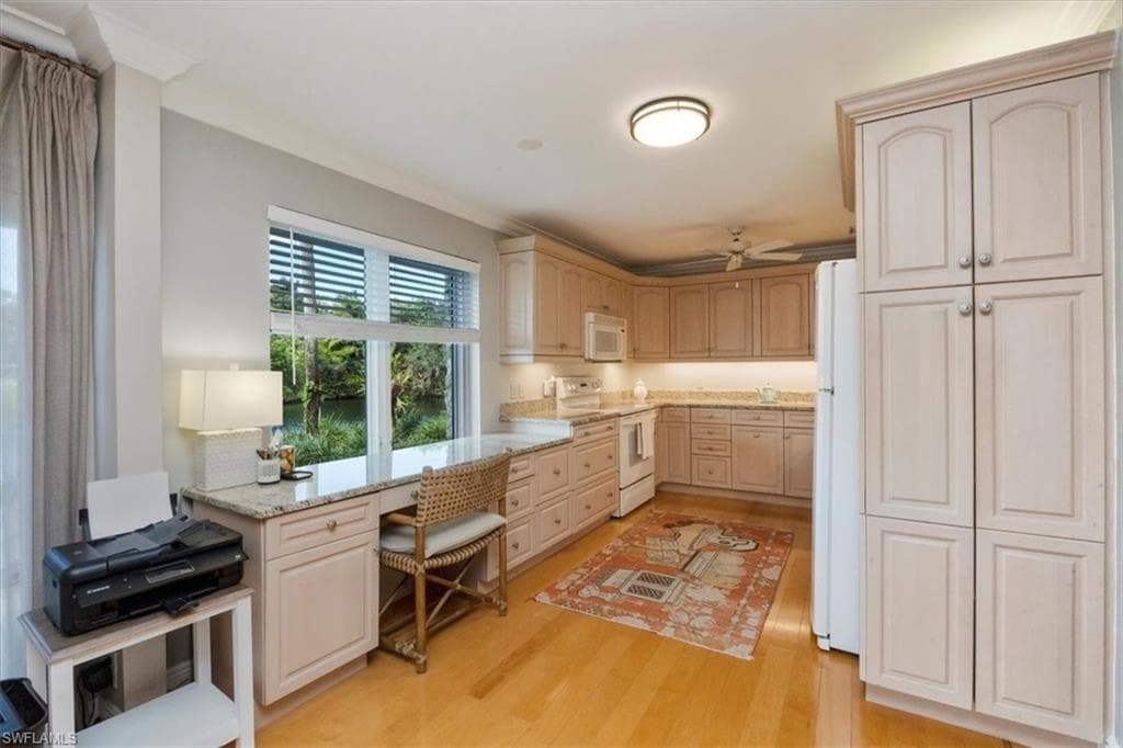 102 Clubhouse DR # 176, NAPLES FL 34105-11