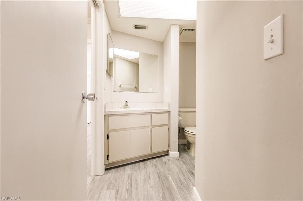 1123 SW 48th TER # 104, CAPE CORAL FL 33914-25