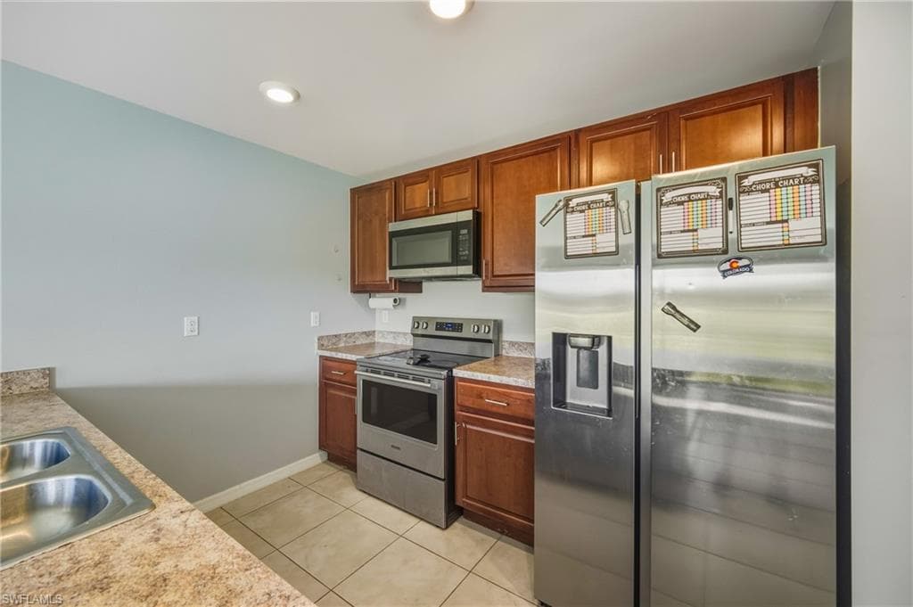 10501 Crossback LN, LEHIGH ACRES FL 33936-5