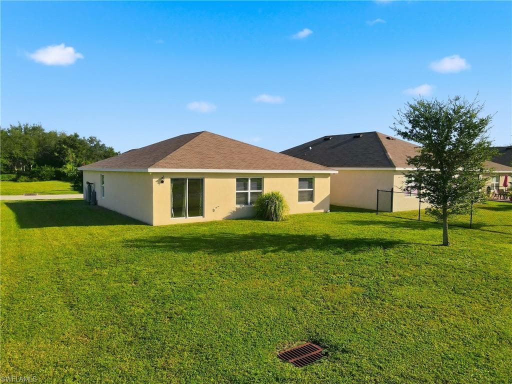 10501 Crossback LN, LEHIGH ACRES FL 33936-22