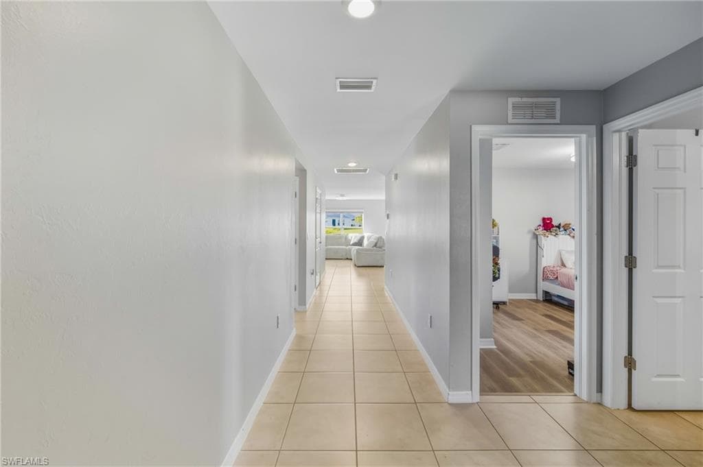 10501 Crossback LN, LEHIGH ACRES FL 33936-9