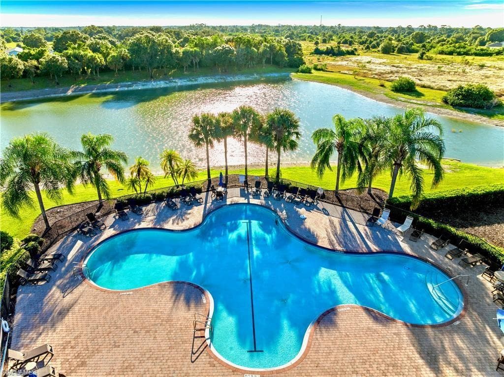 10501 Crossback LN, LEHIGH ACRES FL 33936-27