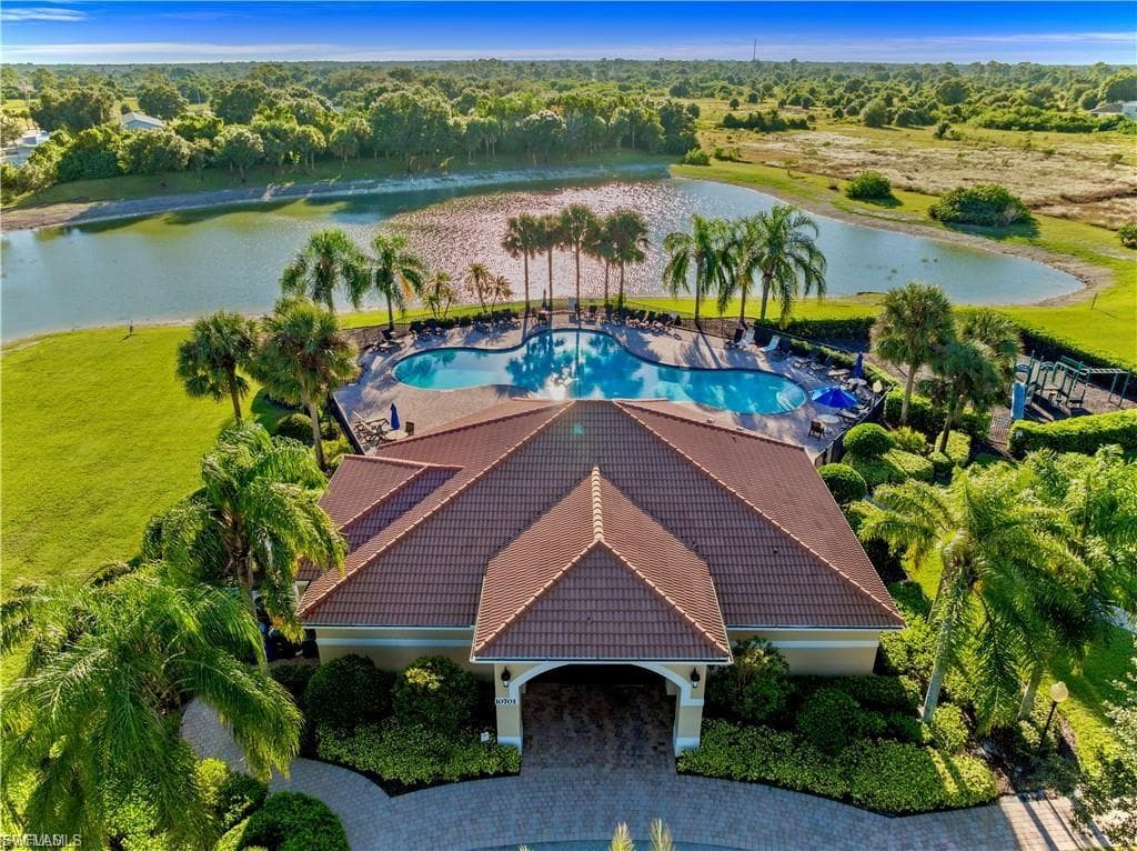 10501 Crossback LN, LEHIGH ACRES FL 33936-23