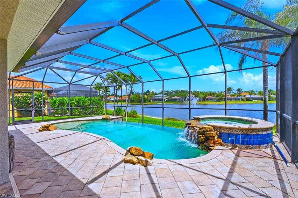 12730 Aviano DR, NAPLES FL 34105-5