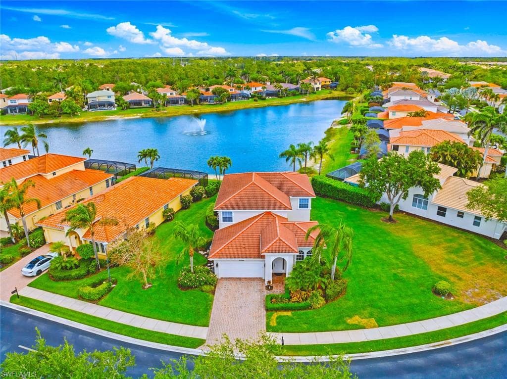 12730 Aviano DR, NAPLES FL 34105-43