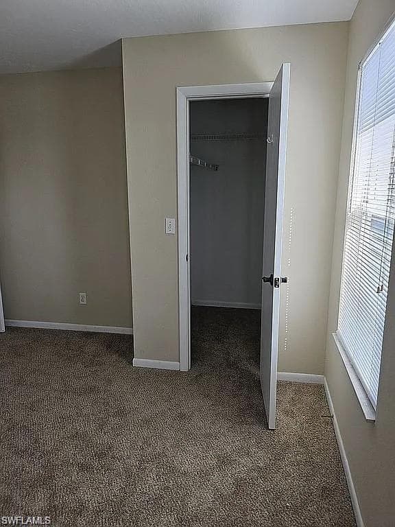 6123 Lake Front DR, FORT MYERS FL 33908-14