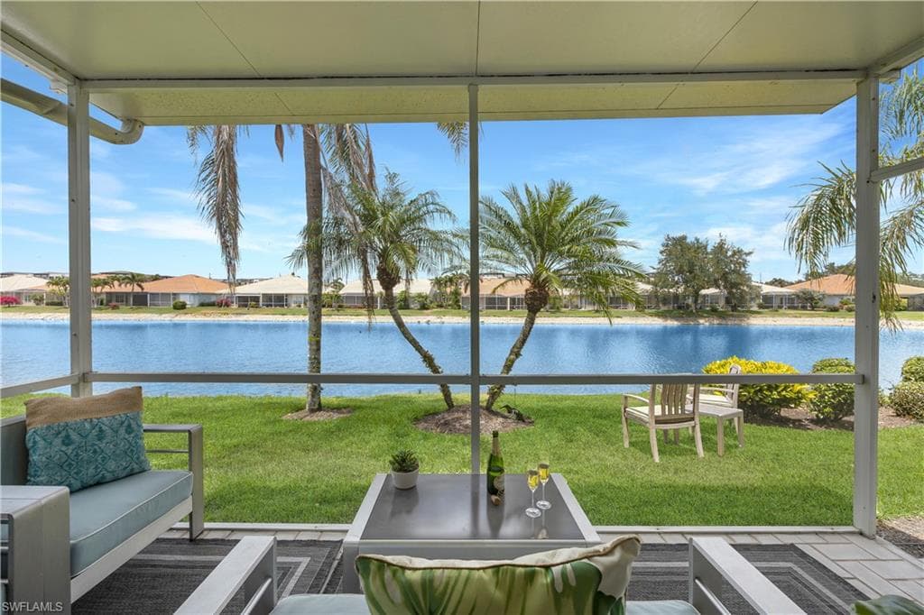 6533 Ilex CIR, NAPLES FL 34109-25