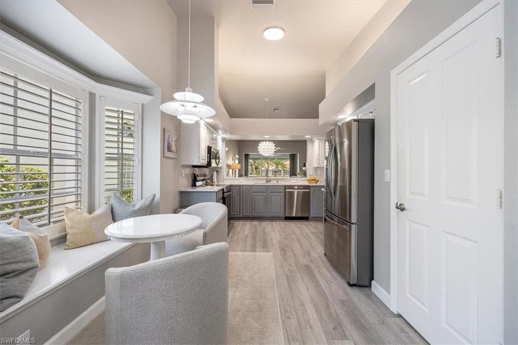 6533 Ilex CIR, NAPLES FL 34109-9