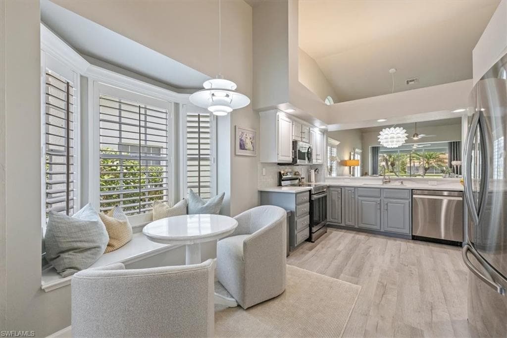 6533 Ilex CIR, NAPLES FL 34109-10