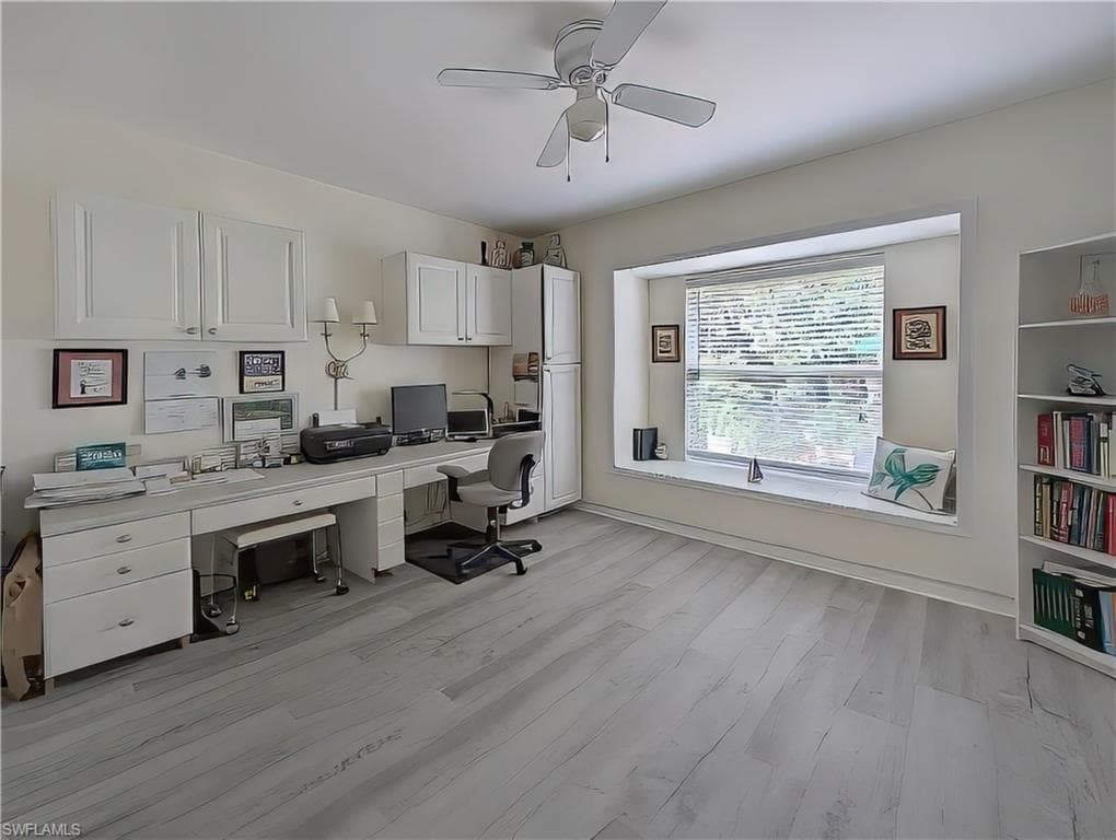 4817 Berkeley DR, NAPLES FL 34112-15