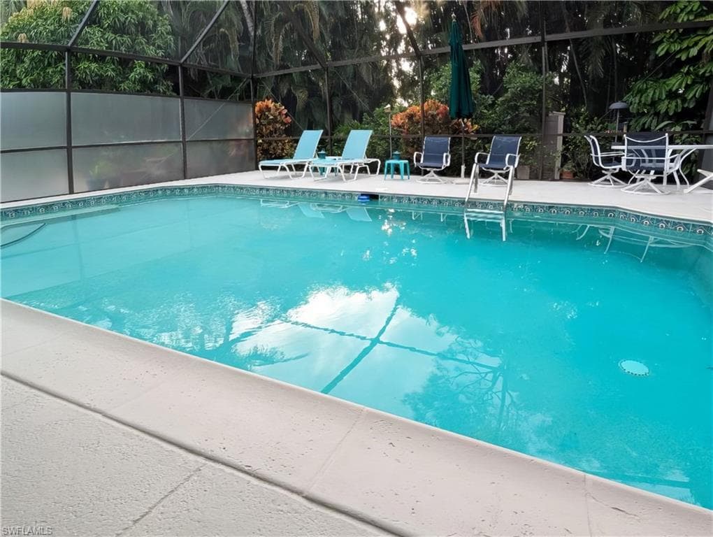 4817 Berkeley DR, NAPLES FL 34112-19