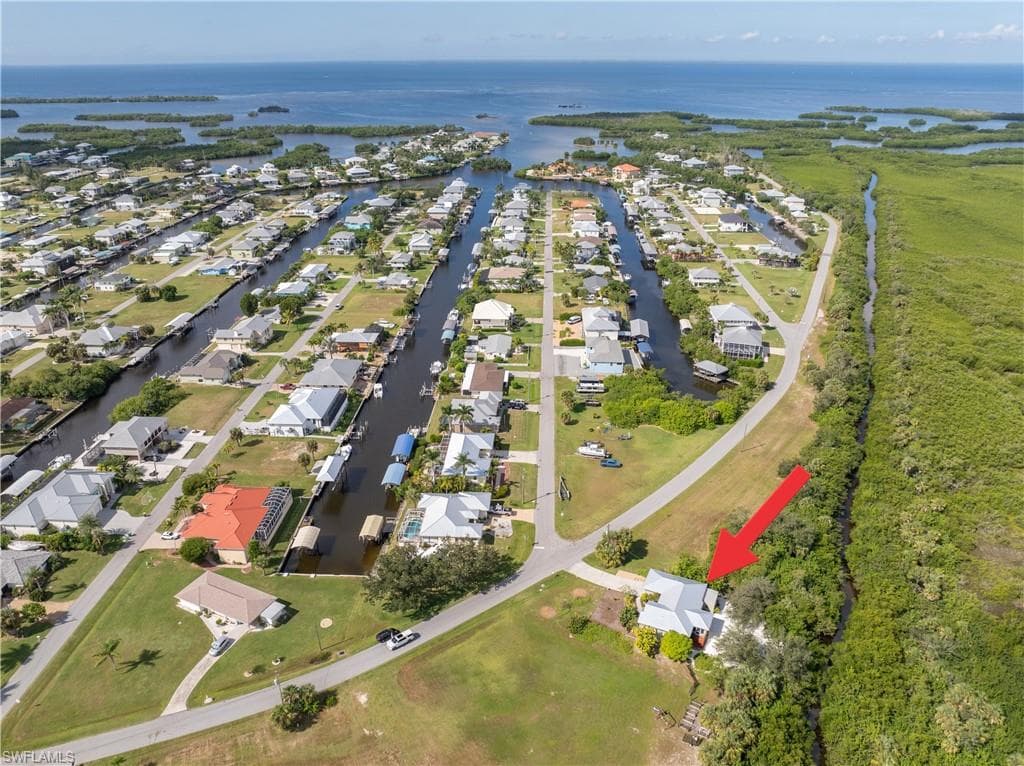 24362 Yacht Club BLVD, PUNTA GORDA FL 33955-35