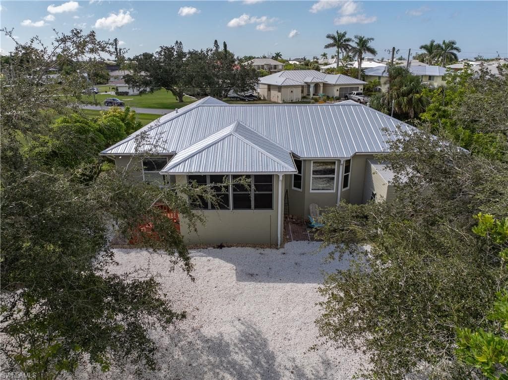 24362 Yacht Club BLVD, PUNTA GORDA FL 33955-34