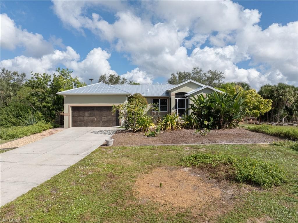 24362 Yacht Club BLVD, PUNTA GORDA FL 33955-3