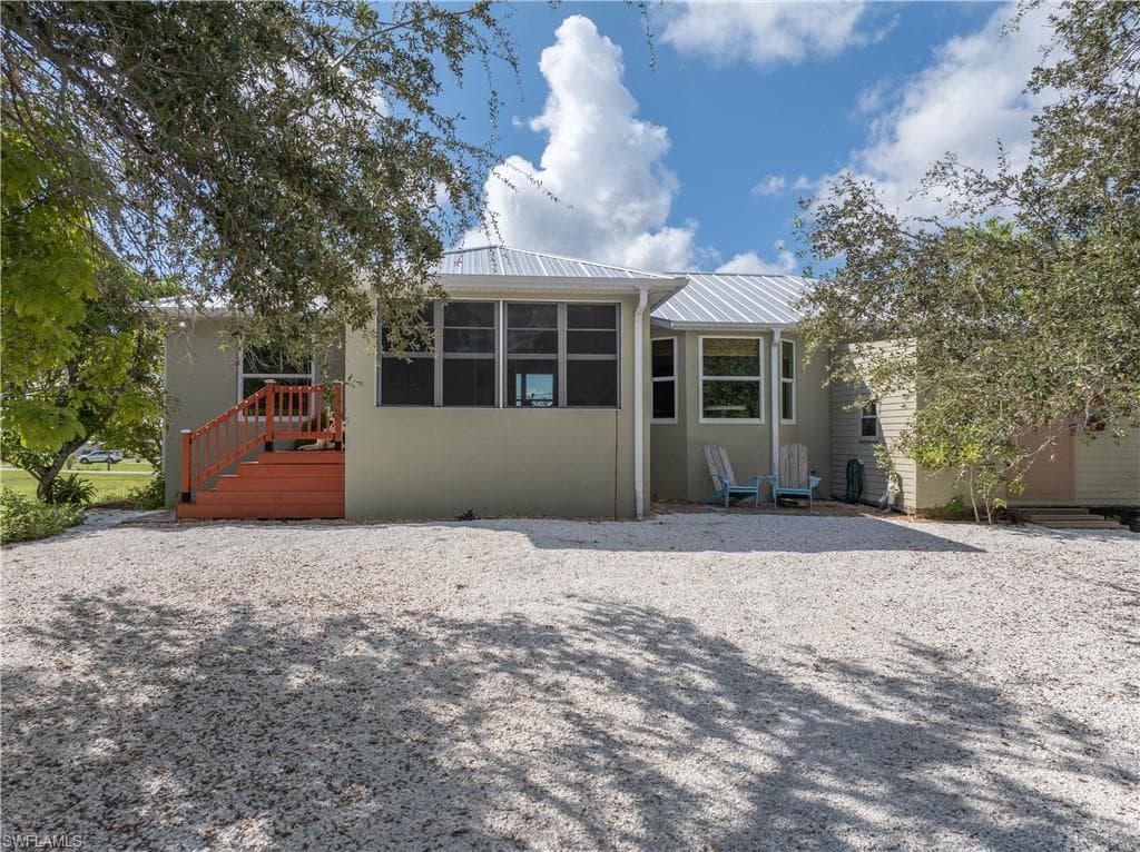 24362 Yacht Club BLVD, PUNTA GORDA FL 33955-24