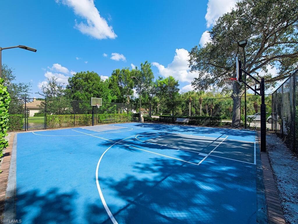 8093 San Vista CIR # 2L, NAPLES FL 34109-16