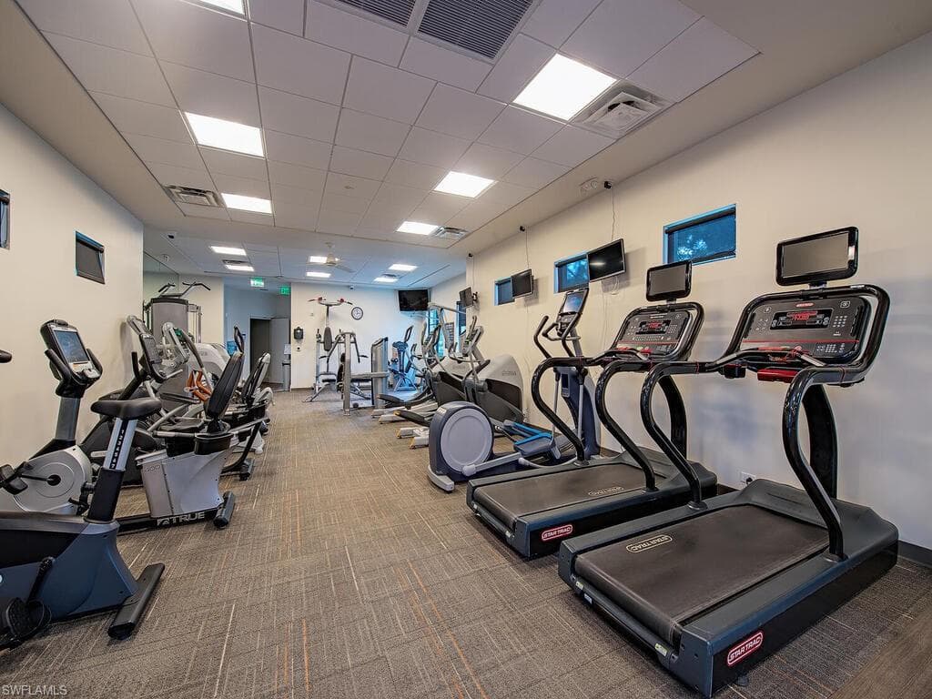 8093 San Vista CIR # 2L, NAPLES FL 34109-15