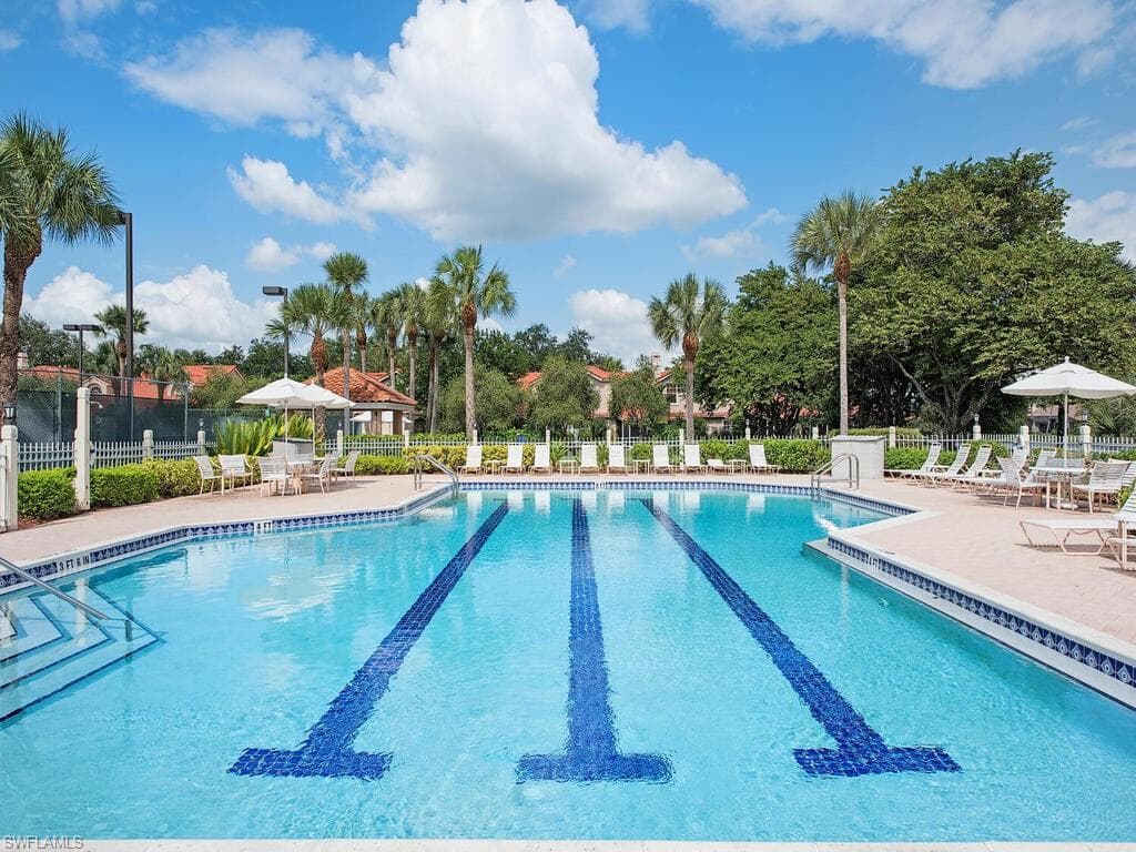 8093 San Vista CIR # 2L, NAPLES FL 34109-17