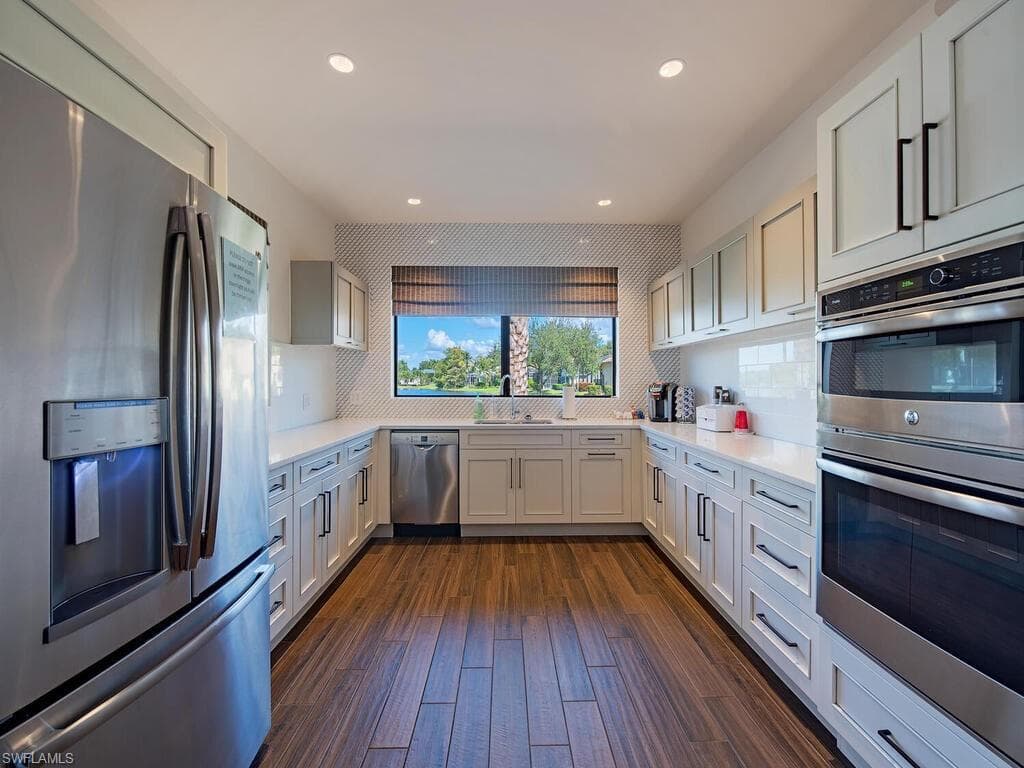 8093 San Vista CIR # 2L, NAPLES FL 34109-14