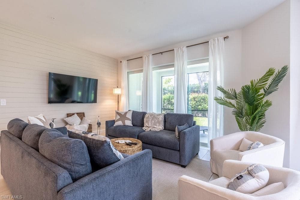 16903 Fairgrove WAY 102-10