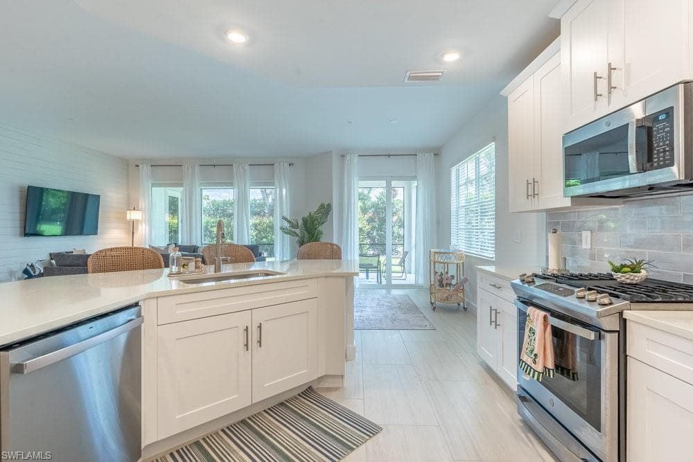 16903 Fairgrove WAY 102-7