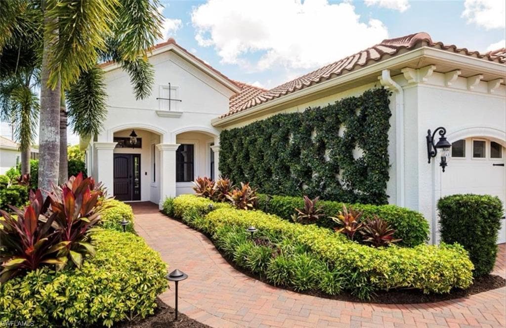 21271 Estero Palm WAY, ESTERO FL 33928-5