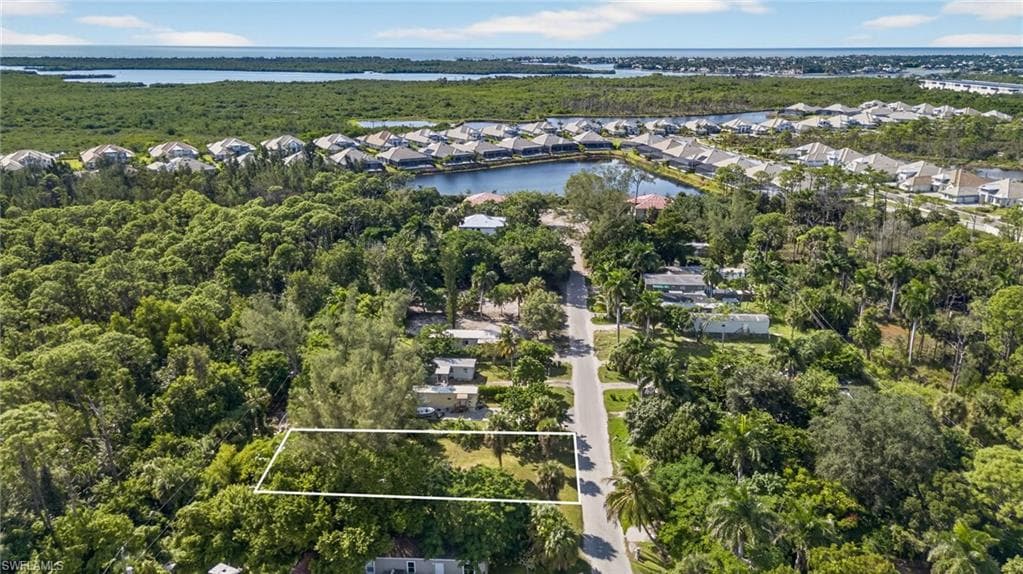 2650 Holly AVE, NAPLES FL 34112-11