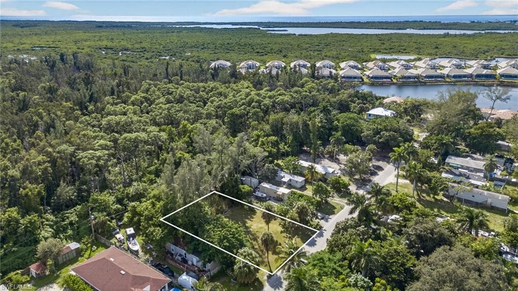 2650 Holly AVE, NAPLES FL 34112-6