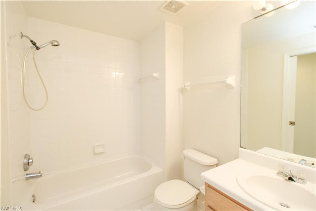 4630 Saint Croix LN # 827, NAPLES FL 34109-44