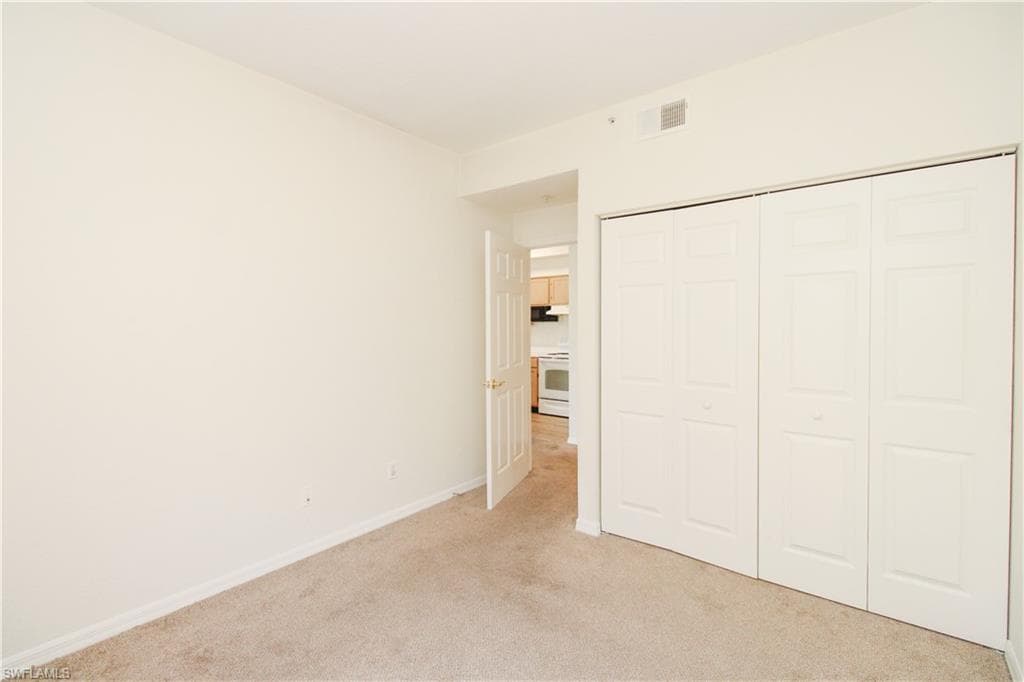 4630 Saint Croix LN # 827, NAPLES FL 34109-47