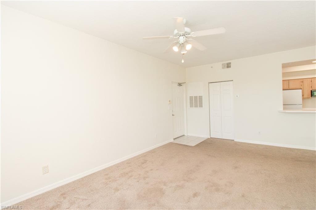 4630 Saint Croix LN # 827, NAPLES FL 34109-30