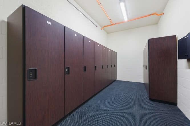 21450 Strada Nuova CIR # A307, ESTERO FL 33928-32