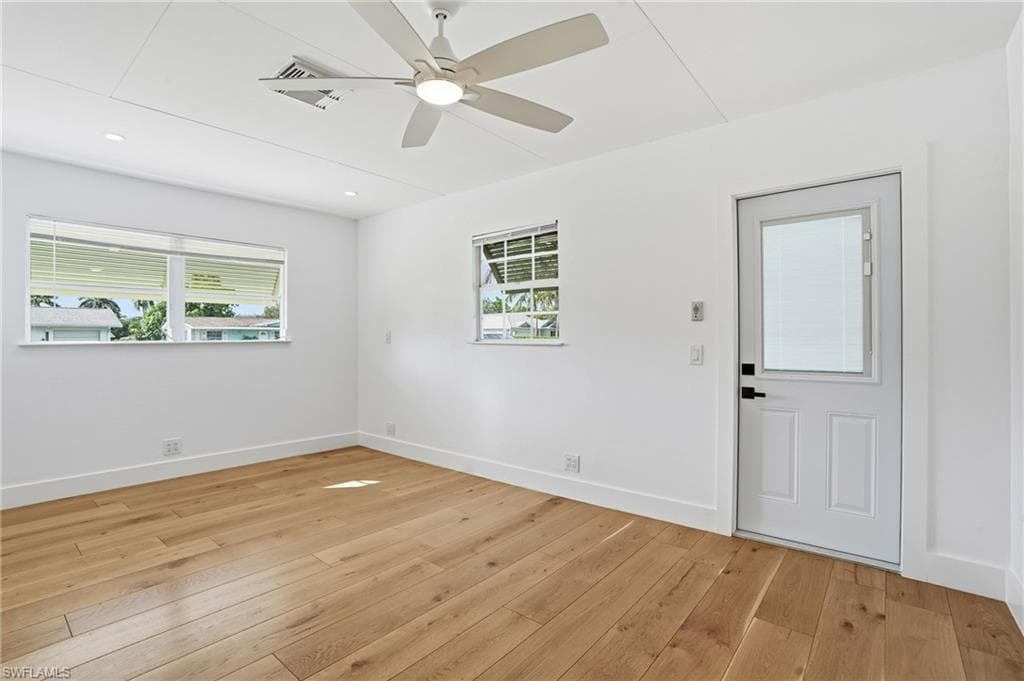 1205 Hilltop DR, NAPLES FL 34103-7