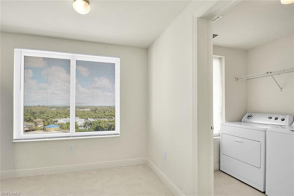 2743 1st ST # 1006, FORT MYERS FL 33916-15