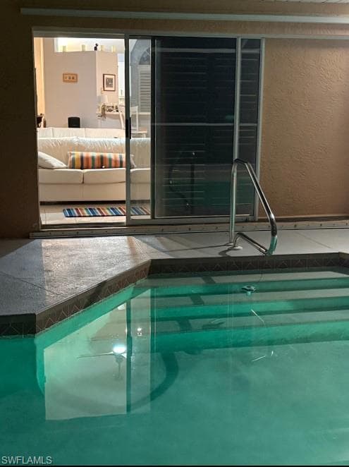 1025 Moon Lake DR, NAPLES FL 34104-32