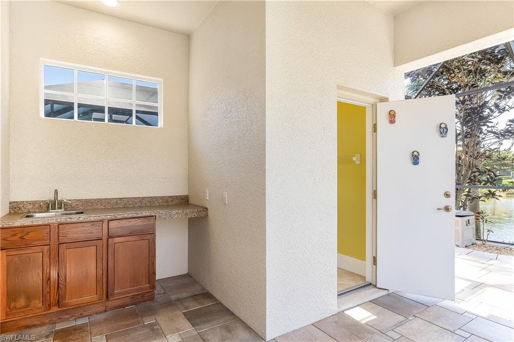 5562 Whispering Willow WAY, FORT MYERS FL 33908-26