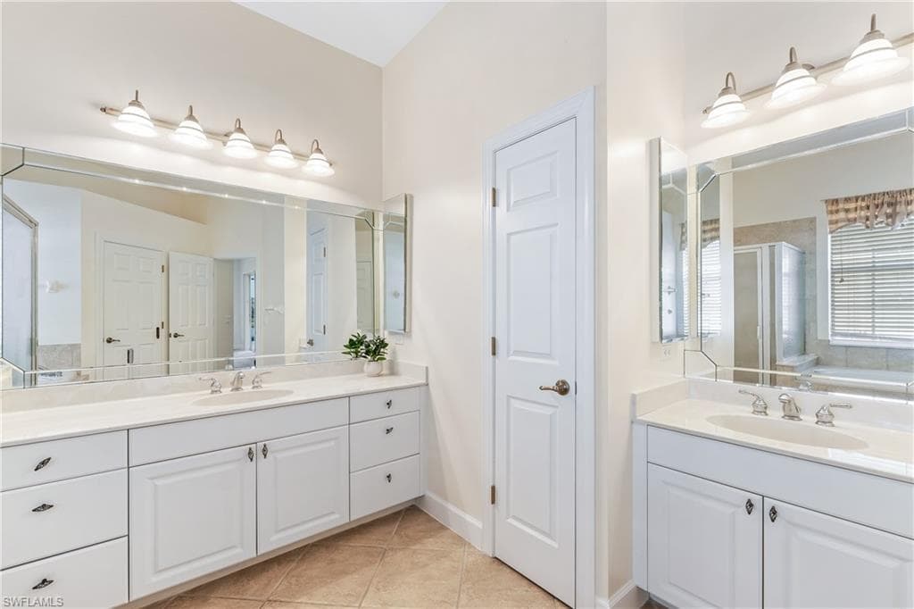 5562 Whispering Willow WAY, FORT MYERS FL 33908-16