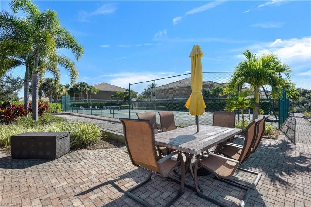 1113 Winding Pines CIR # 204, CAPE CORAL FL 33909-21