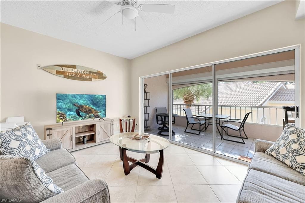 1044 Woodshire LN # B211, NAPLES FL 34105-5