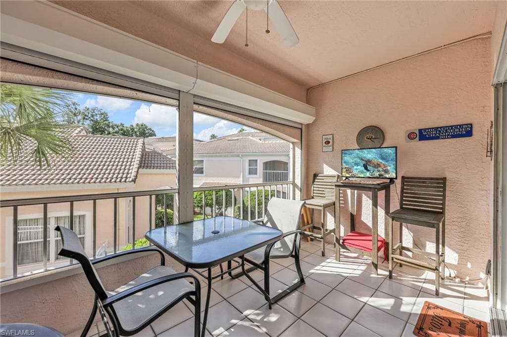 1044 Woodshire LN # B211, NAPLES FL 34105-16