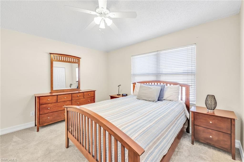 1044 Woodshire LN # B211, NAPLES FL 34105-25