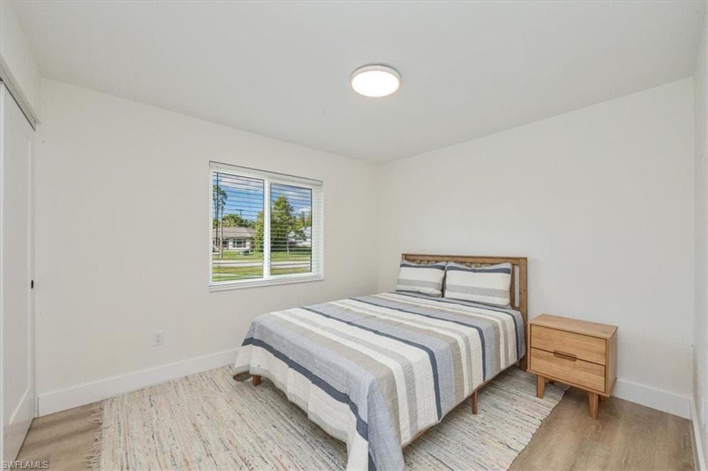 3560 Corana WAY, NAPLES FL 34105-16