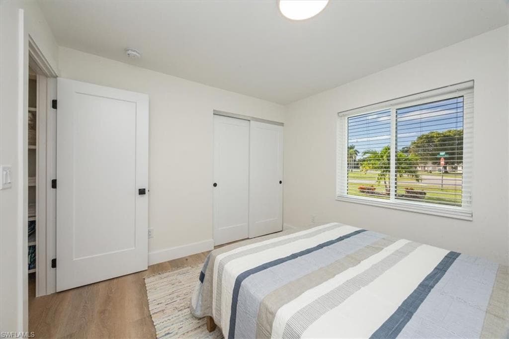 3560 Corana WAY, NAPLES FL 34105-15