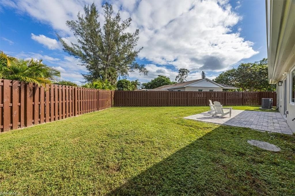 3560 Corana WAY, NAPLES FL 34105-21