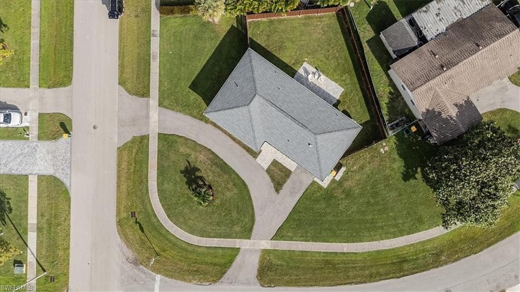 3560 Corana WAY, NAPLES FL 34105-23