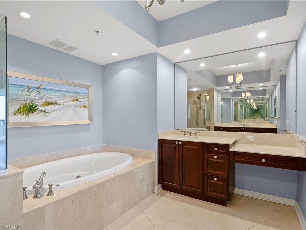 1050 Borghese LN 1804-15