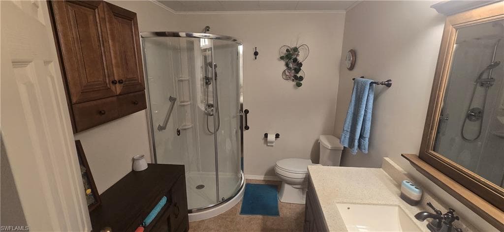 21 Nicklaus BLVD, NORTH FORT MYERS FL 33903-35