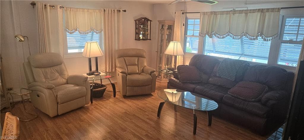 21 Nicklaus BLVD, NORTH FORT MYERS FL 33903-3